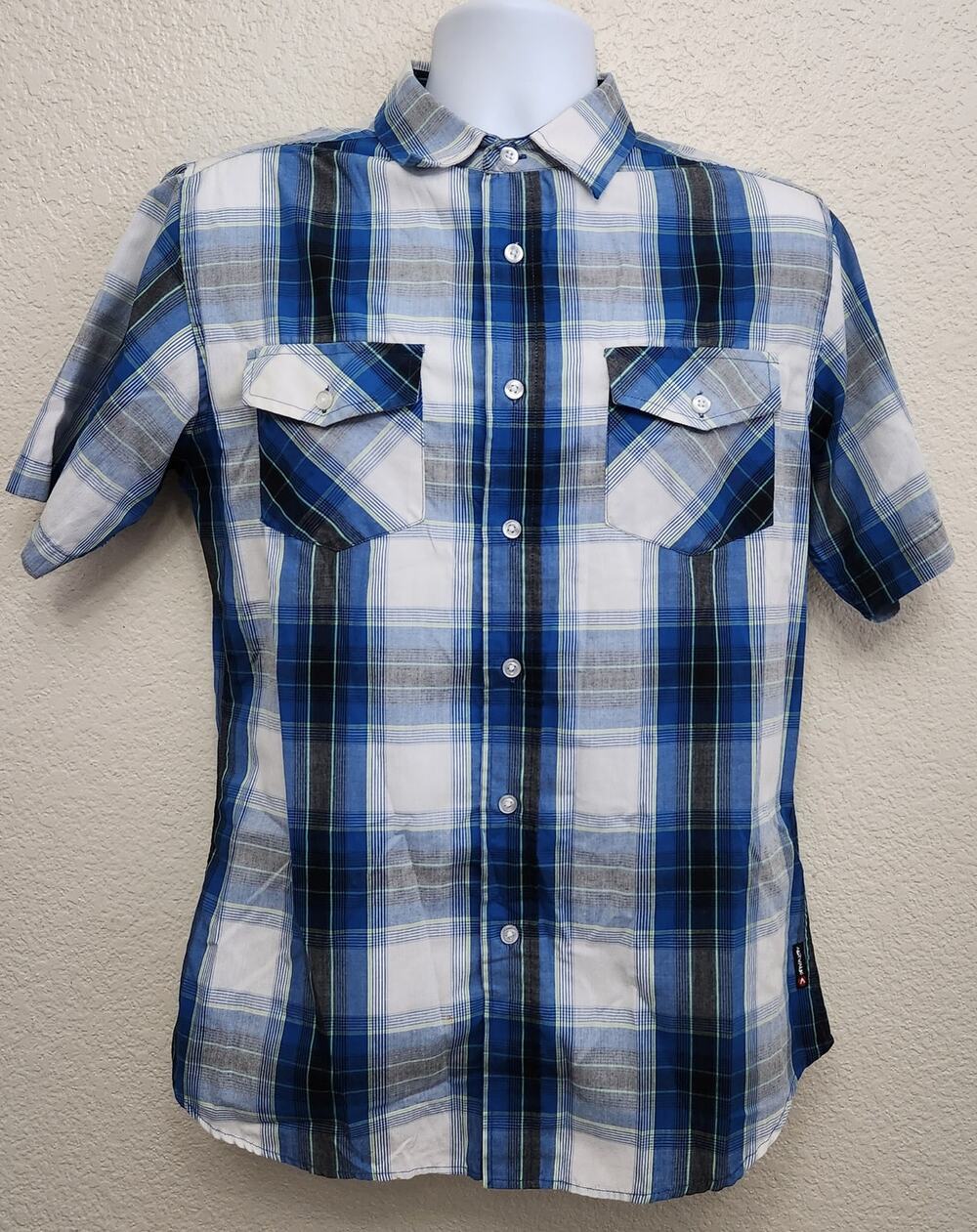 Airwalk Blue White Plaid Button Up Short Sleeve Shirt Medium Lightweight Collard